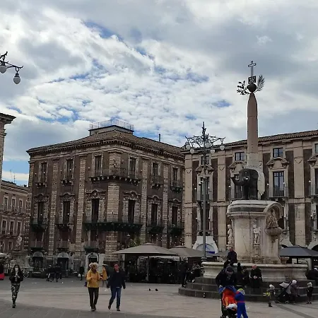 Maya's * Catania